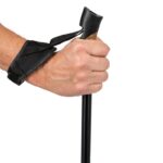 Svart nordic walking-stav närbild på korkgreppet