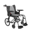 Rehasense transportrullstol ICON 35 LX sedd snett framifrån