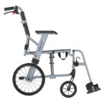 Transportrullstol ICON 35 från sidan med krysskonstruktion och svängbart benstöd