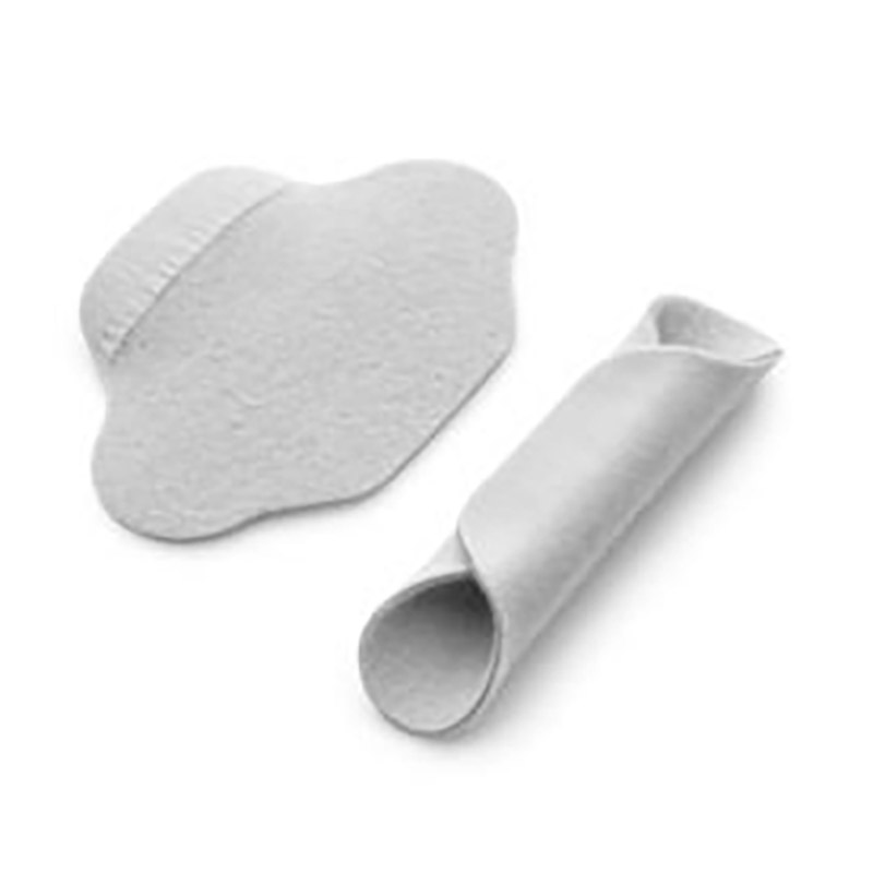 Philips Mjuka Omslag till DreamWisp – två vita mjuka tygomslag, ett platt och ett ihoprullat