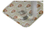 Genomskinlig silikonmatta på en bordsskiva