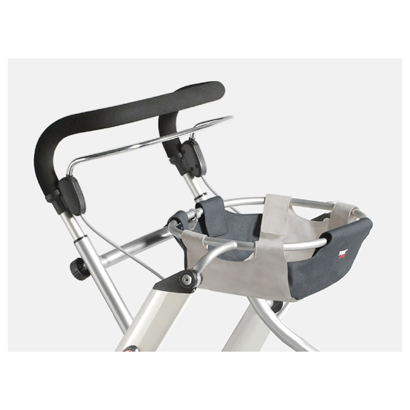 Trust Care Korg Liten Lets Go – grå textilkorg monterad under brickan på Lets Go inomhusrollator