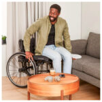 Förflyttningsbräda sedd från sidan med halkfri yta