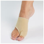 Skyddet monterat på fot visar gelkuddens placering