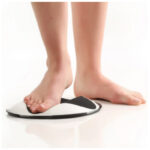 Svart sandpapper monterat på fotfilsplatta