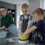 Handigood Easy-Up med tillbehör Easy-Drink och Easy-Warm