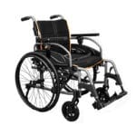 Yuwell E1 justerbar rullstol i aluminium med svart mesh-sits och orange detaljer, fjädrad framgaffel och stora bakhjul